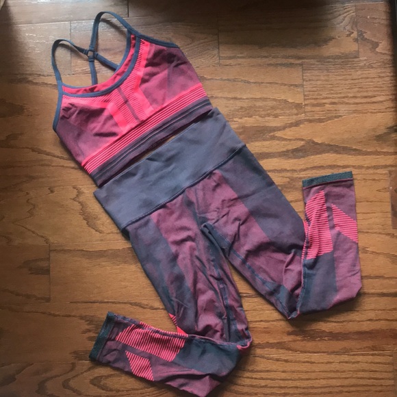 LNDR Cosmos matching set in size Small/Medium - Picture 1 of 9